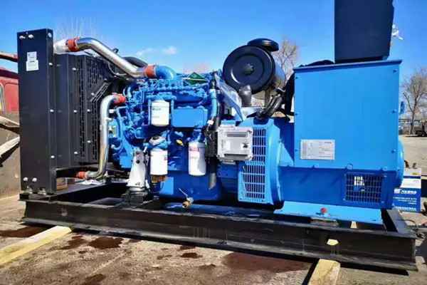 开云手机官方端登录入口-开云(中国)机电一批柴油发电机组发往客户手中